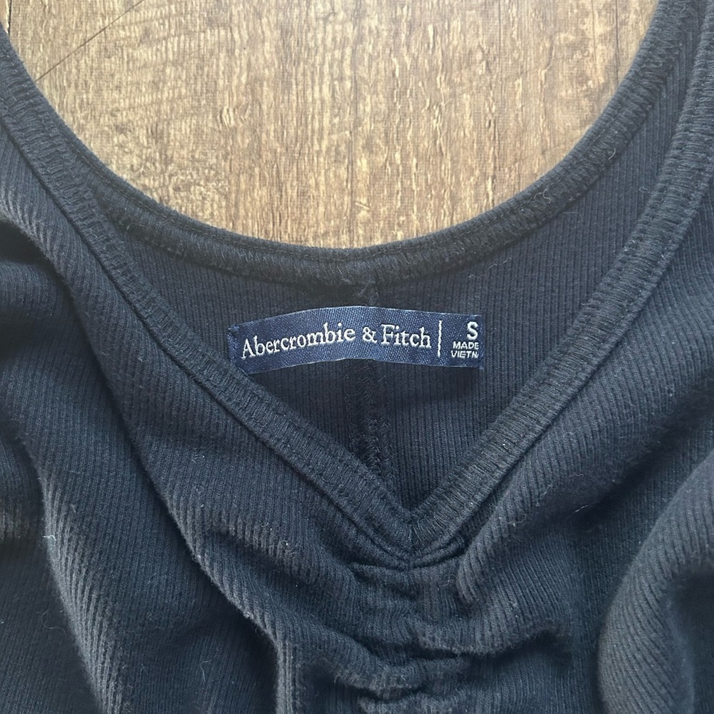 Abercrombie Black Ruched V-Neck Tank Top Size S |Ribbed Stretch | Fitted Trendy - Picture 6 of 11